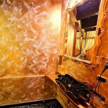 Hotel del amor Caravaggio