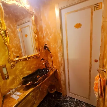 Love hotel Caravaggio Albavilla