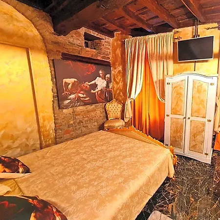 Caravaggio Love hotel